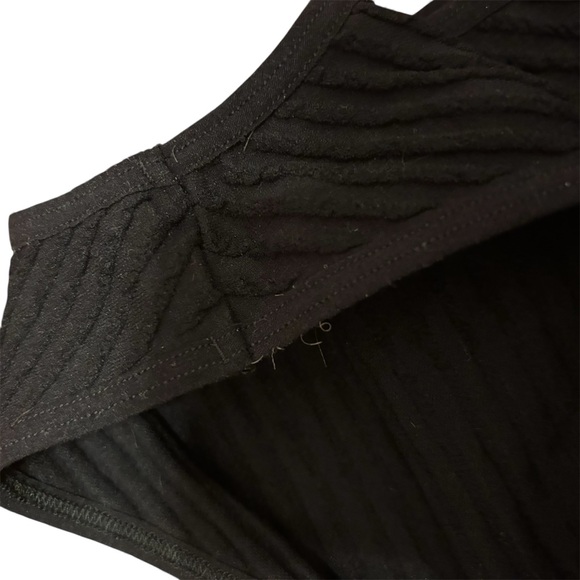 bebe Black Asymmetrical Sleeve Bodycon Dress - Picture 5 of 7